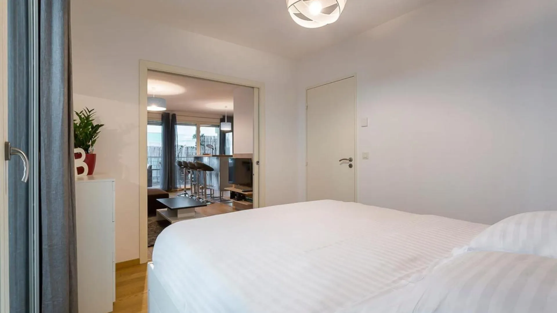 Hamac Suites - Le Confluence Terrace Garage - 4P Lione 0*,  Francia